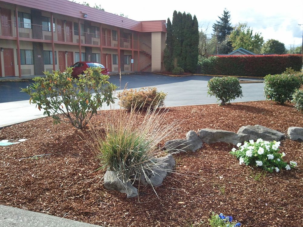 College Inn Monmouth Екстер'єр фото