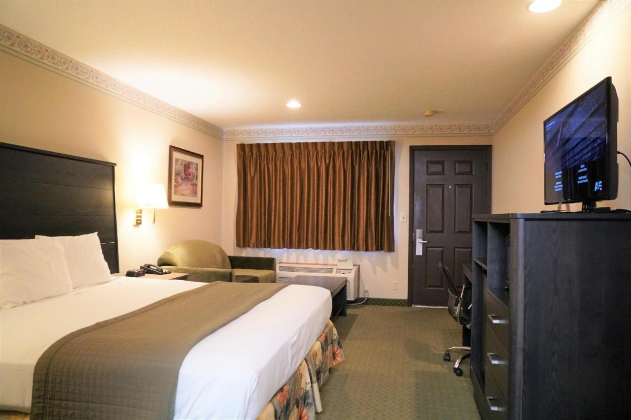 College Inn Monmouth Екстер'єр фото